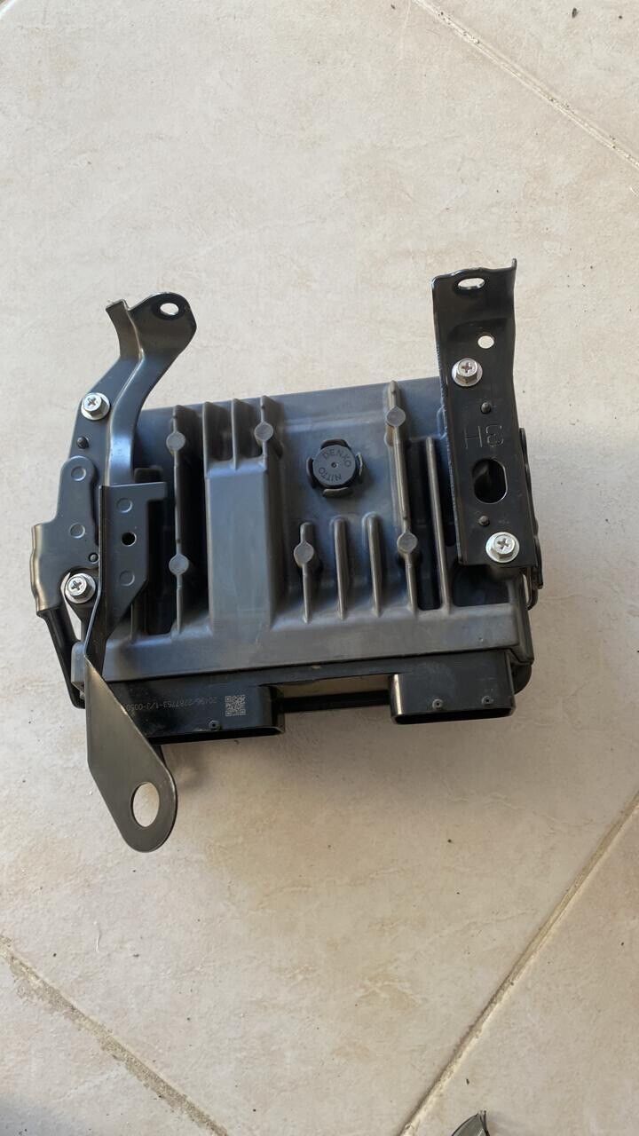 Toyota RAV4 ECU 2020 Engine Computer 896614AA50 A5 12V