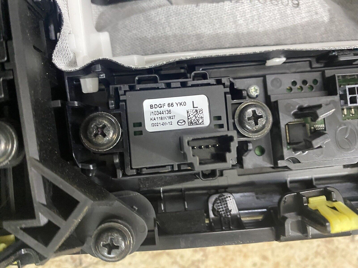 Mazda CX30 OEM 2021 2023 Console center switch control Auto Parking BDGF66CM0