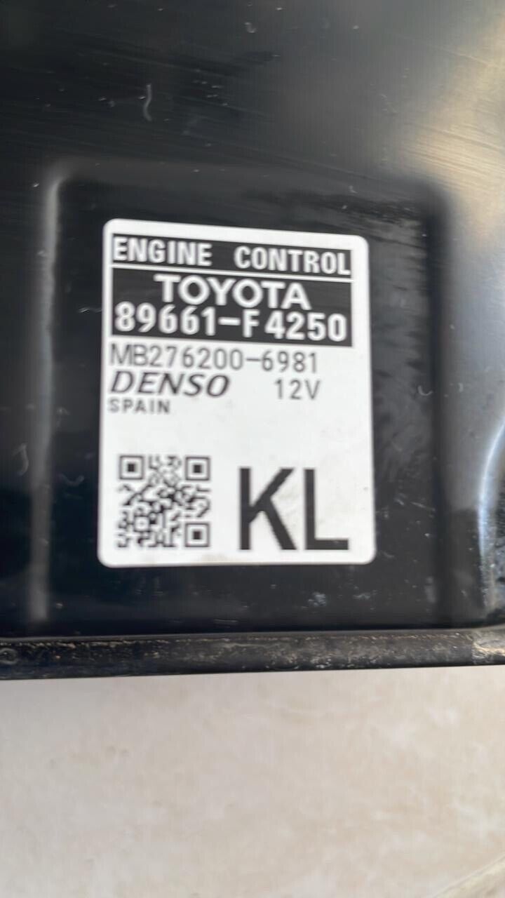 Toyota CHR 2017-2020 ECU Engine Module Control  89661f4250 MB2762006981 KL