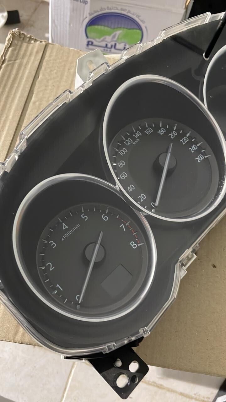 Mazda 6 2018 2020 OEM insturment cluster speedometer KM GRT655430