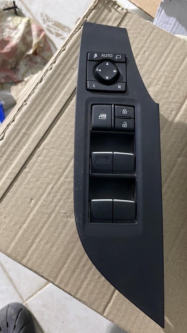 Toyota Rav4 2018 2022 OEM center window switch control 8404042030