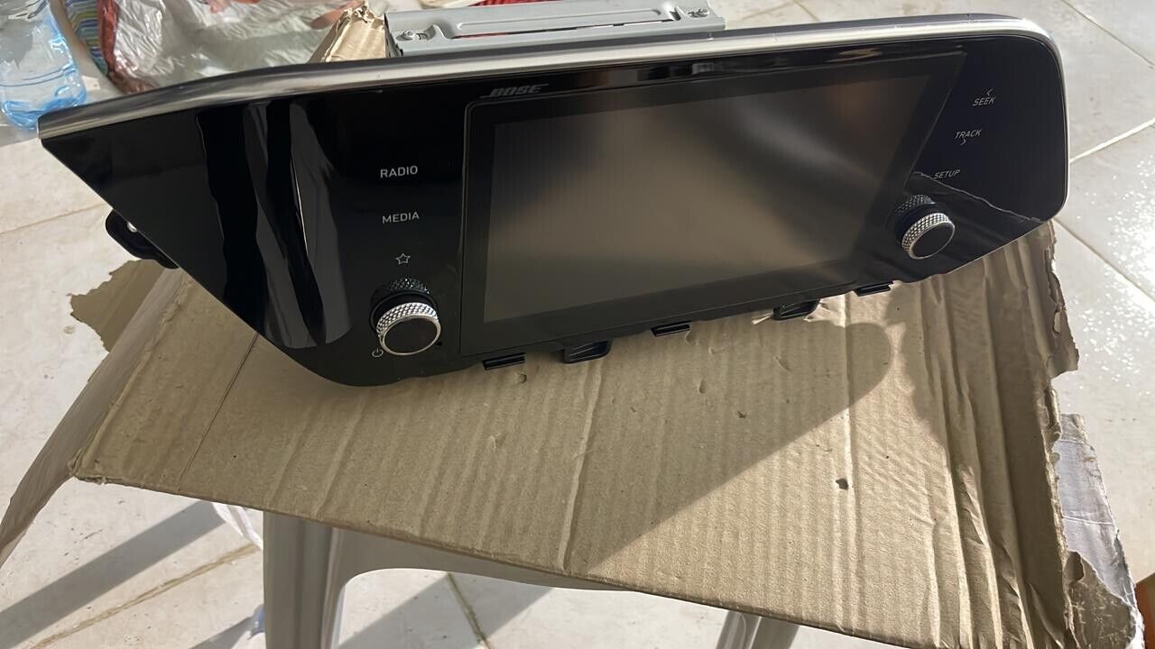 Hyundai Sonata 2020 2022 OEM Radio head unit Bose touch screen nav 96160L5450SSW