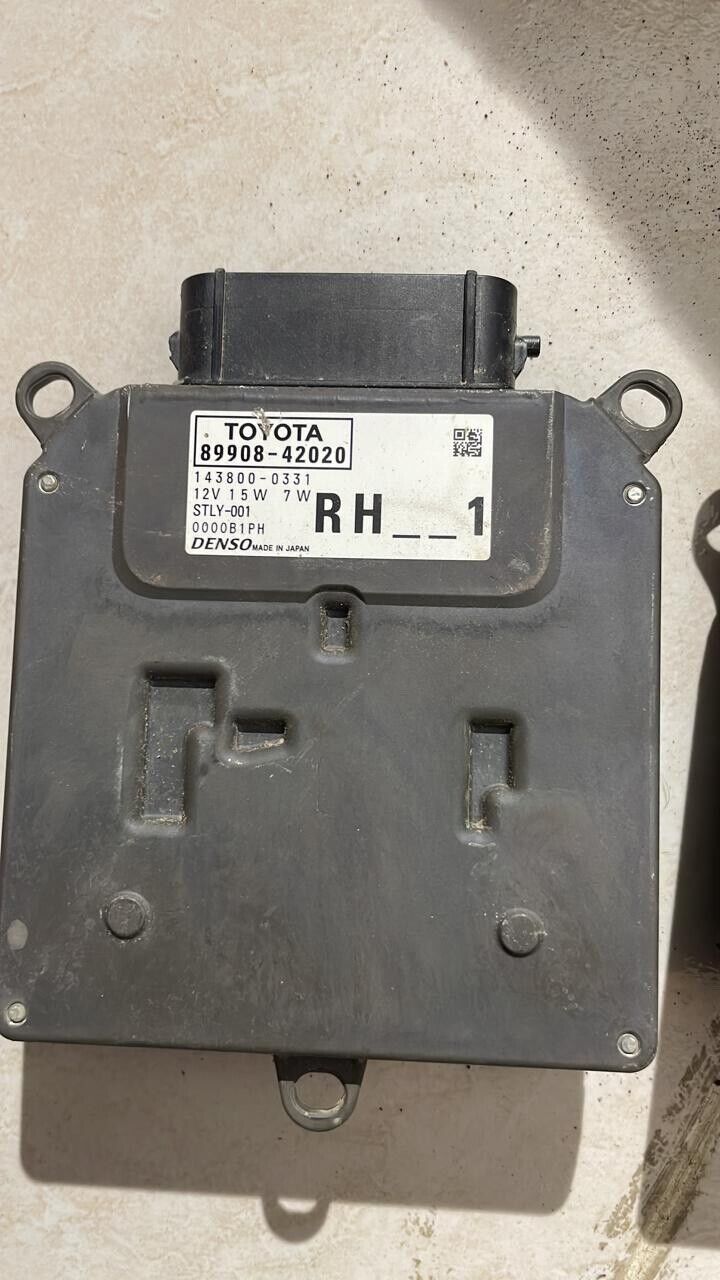 Toyota Rav4 2019 2022 OEM front light control unit 8990742140 8990742020