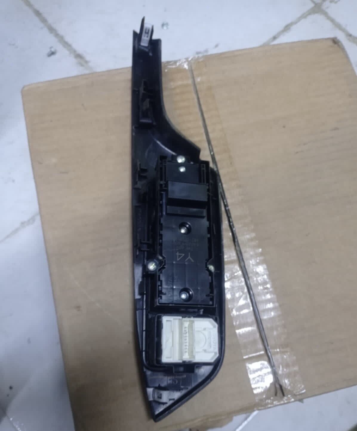 Toyota CHR 2017 2020 OEM Window Mirror Center Switch Control 4040F4090