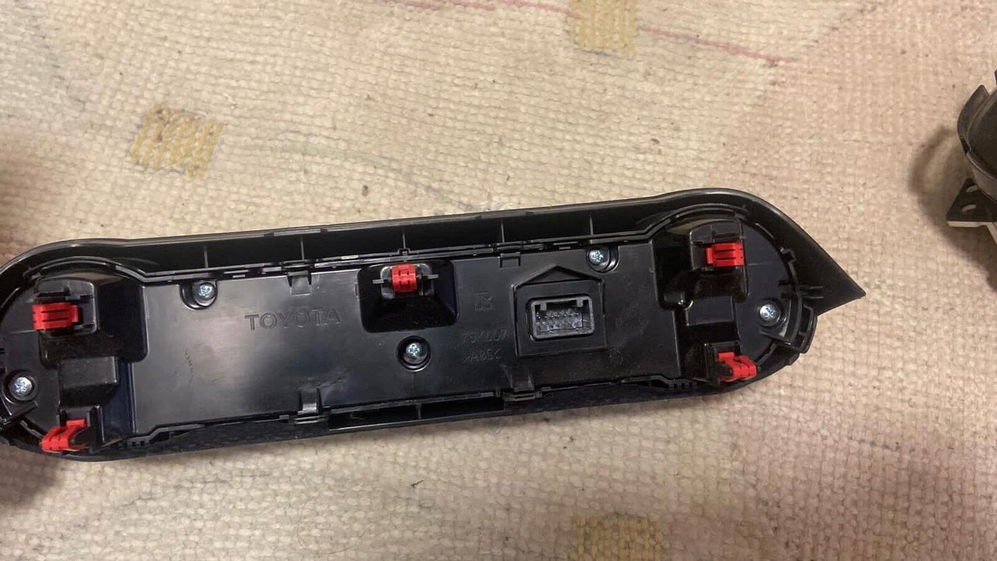 TOYOTA RAV4 2019 2020 AC HEATER TEMPERATURE CLIMATE CONTROL PANEL OEM 75K607