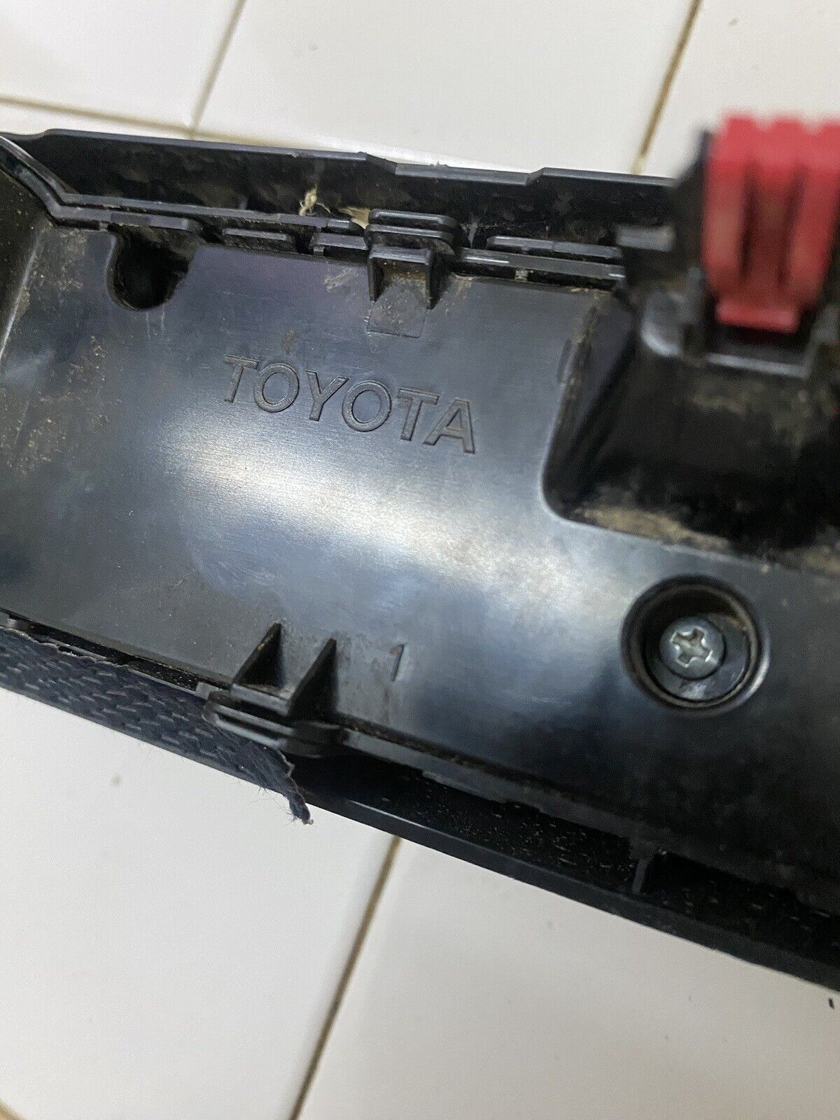 toyota Rav4 2018 2021 heater AC Heating switch control 75K607 ABS