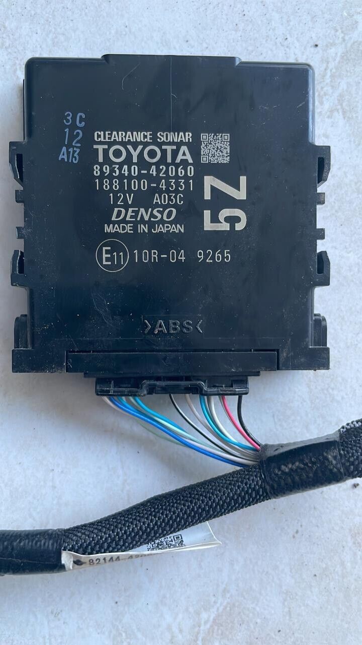 Toyota RAV4 2019 2022 OEM parking sensor control 8934042060