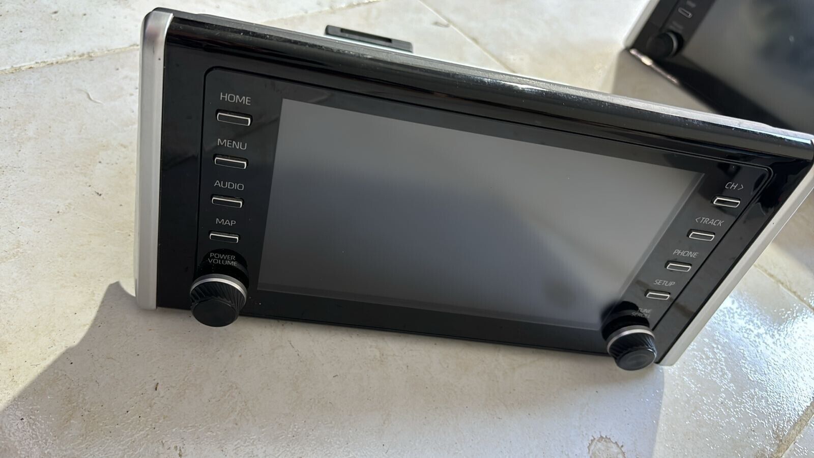 Toyota RAV4 2018 2019 OEM Radio Head unit touch screen 8614042540