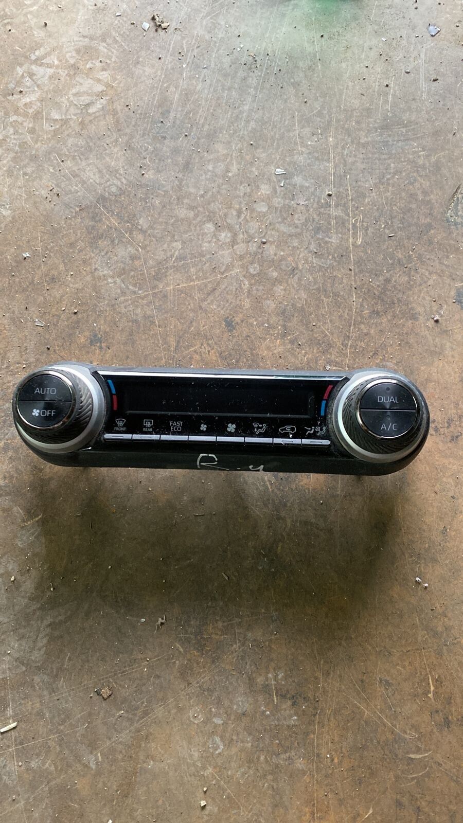 toyota Rav4 AC heating control 75K607