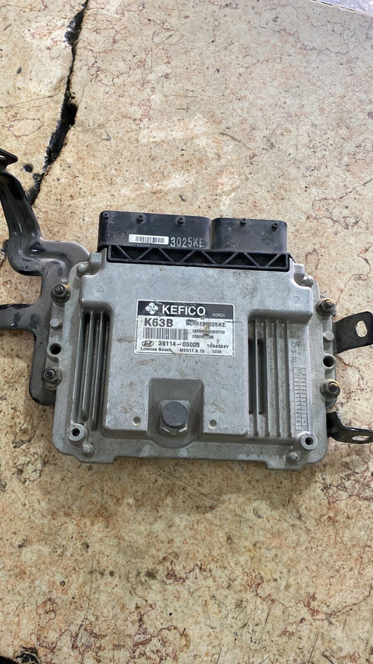 Hyundai accent 2014 2015 2016 ECU engine control unit 3911403005 K63B