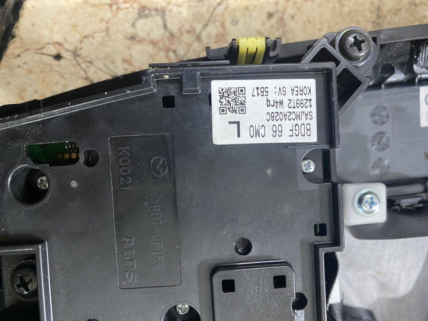 Mazda CX30 OEM 2021 2023 Console center switch control Auto Parking BDGF66CM0