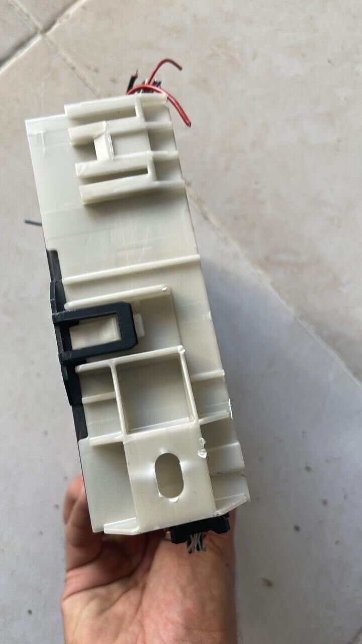 Toyota C-HR 2019 Multiplex Body Control Comfort Module Unit ECU MPX 89221F4130