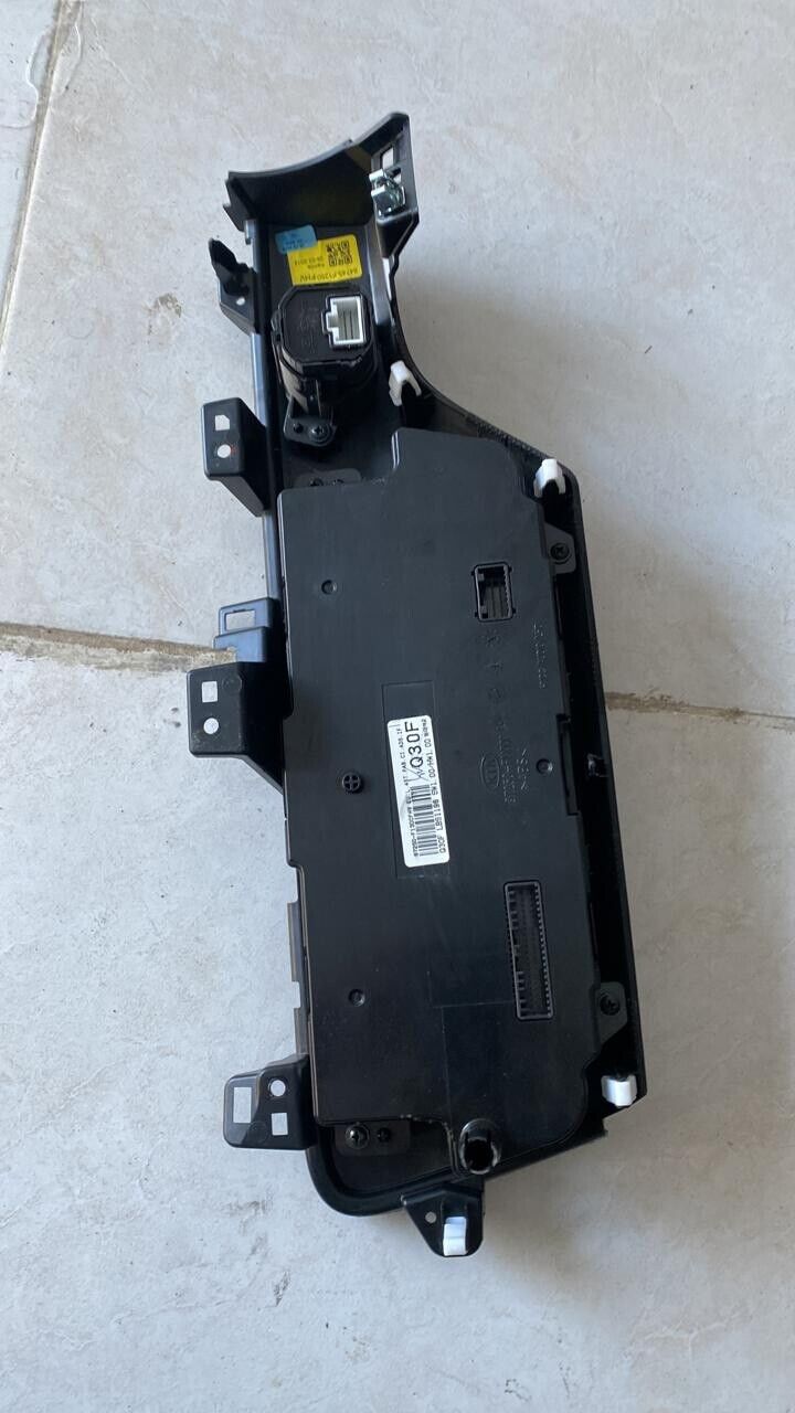 Kia sportage 2017 2019 OEM Heater AC controller left hand drive 97250F1300FHV