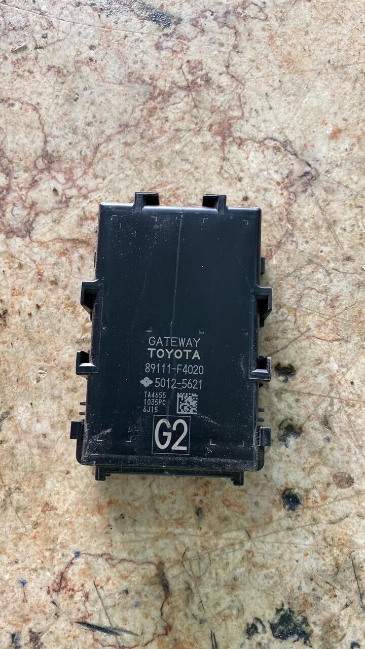 2019 Toyota C-HR 2017 Network Gateway Control Module Computer Unit 89111F4020