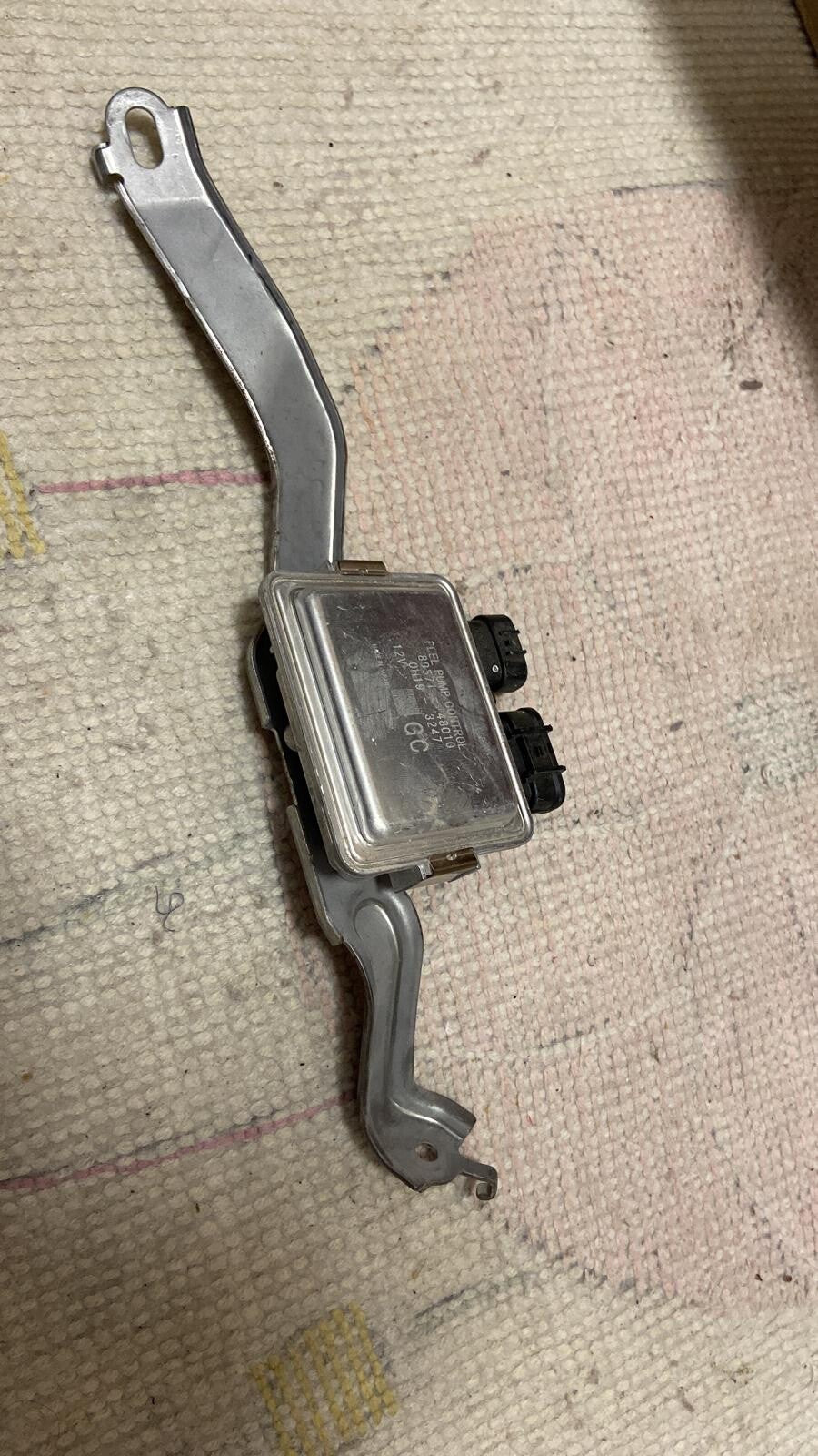 Toyota RAV4 2018 2019 2020 OEM FUEL PUMP Injection CONTROL Module 8957148010