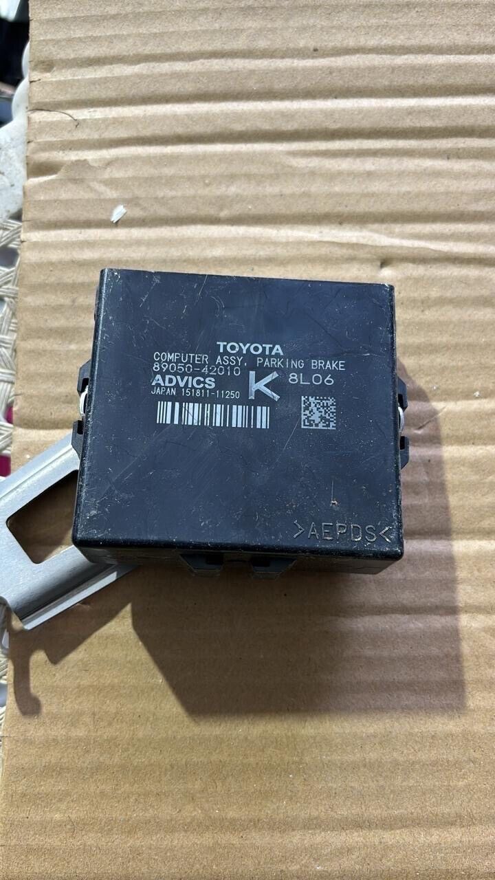 Toyota RAV4 2018 2023 OEM Barking Brake Control 8905042010 K