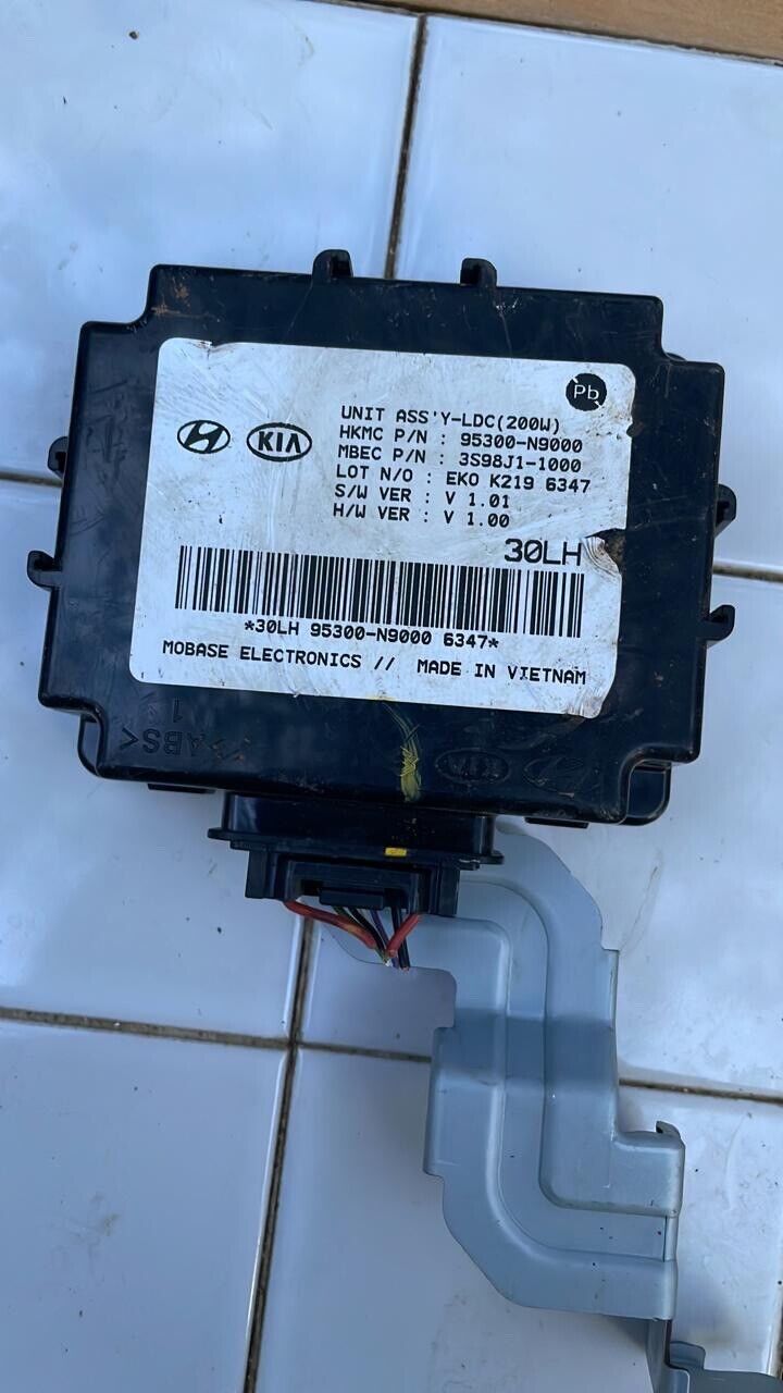 Hyundai Tucson 2021 2023 OEM LDC 200 W control assembly 95300N9000 