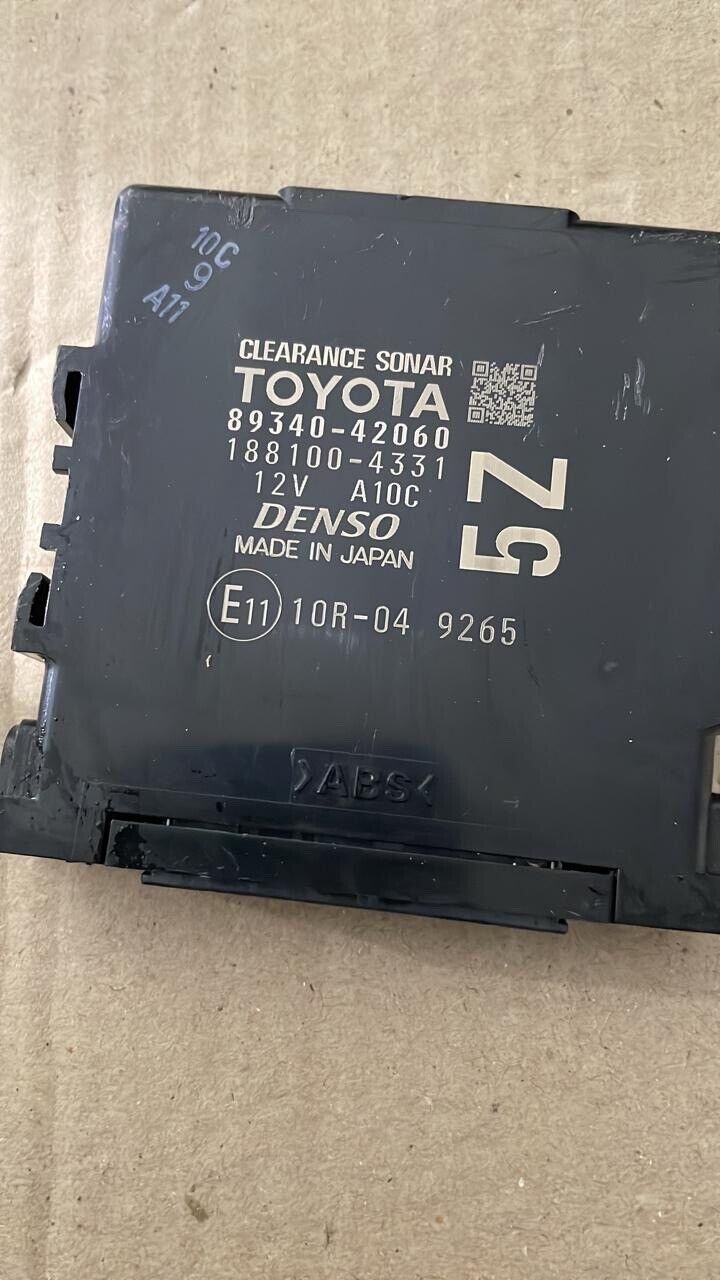 Toyota RAV4 2019 2022 OEM parking sensor control 8934042060